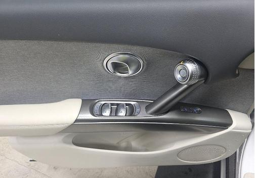 2025 Genesis GV60 Standard RWD