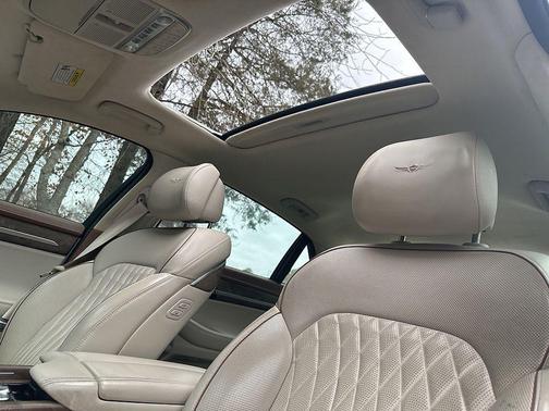 2020 Genesis G90 Premium