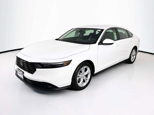 Platinum White Pearl 2024 Honda Accord