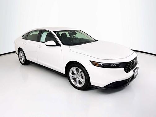 Platinum White Pearl 2024 Honda Accord