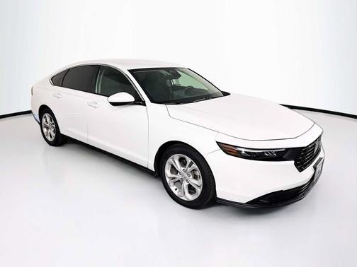 Platinum White Pearl 2024 Honda Accord