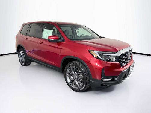 Radiant Red Metallic Ii 2023 Honda Passport