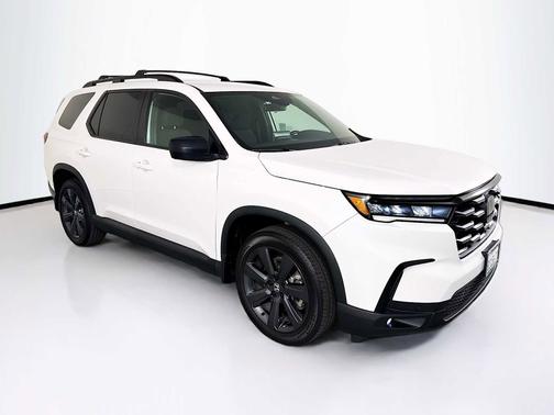 Platinum White Pearl 2023 Honda Pilot