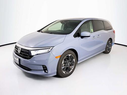 2023 Honda Odyssey 