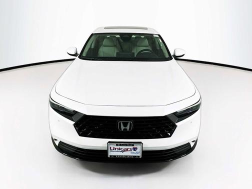 2025 Honda Accord Hybrid 