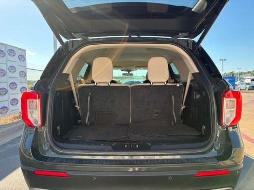 FORGED GREEN METALLIC 2023 Ford Explorer XLT