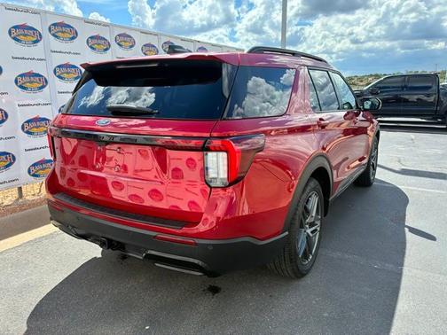 RAPID RED MET TINTED CC 2025 Ford Explorer ST-LINE