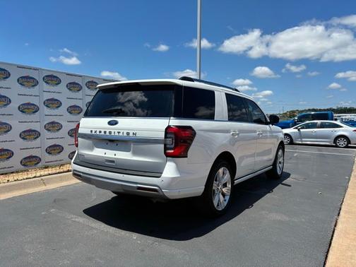 STAR WHITE MET TRI-COAT 2024 Ford Expedition PLATINUM