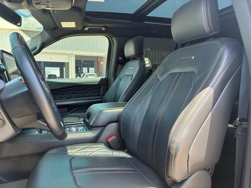 STAR WHITE MET TRI-COAT 2024 Ford Expedition PLATINUM