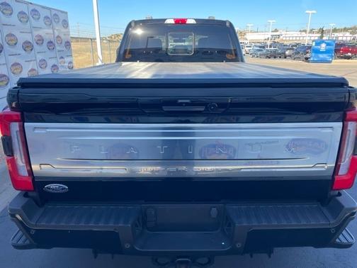 2024 Ford F-350 PLATINUM