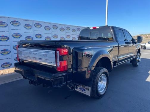 2024 Ford F-350 PLATINUM