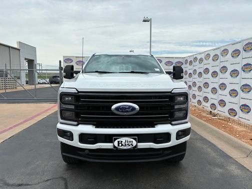 STAR WHITE 2025 Ford F-250 PLATINUM