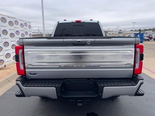 2024 Ford F-250 PLATINUM