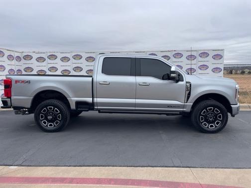 2024 Ford F-250 PLATINUM