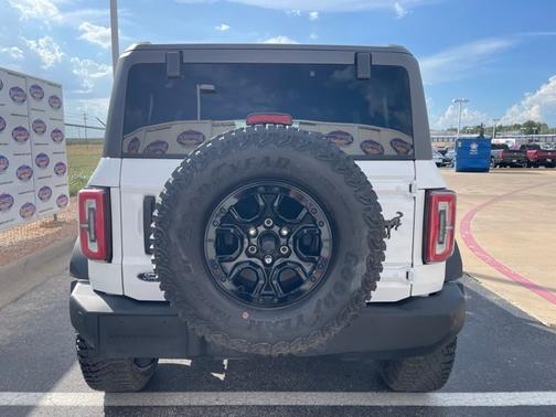 2024 Ford Bronco WILDTRAK