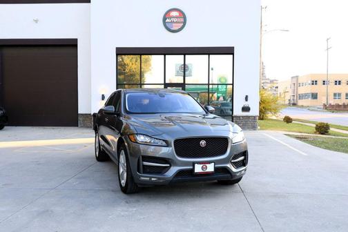 2018 Jaguar F-PACE 35t R-Sport
