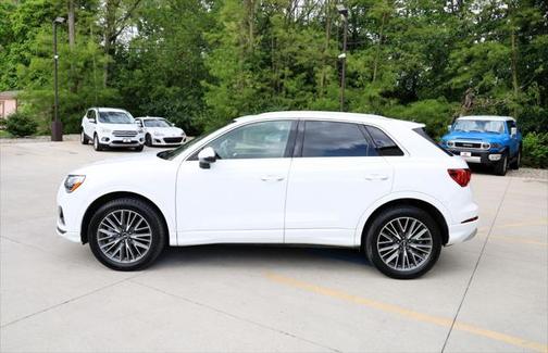 2021 Audi Q3 40 Premium