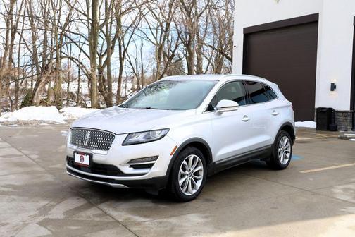 2019 Lincoln MKC Select