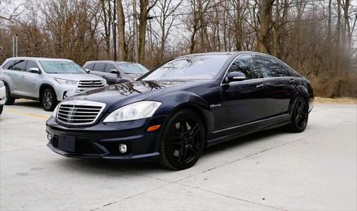 2009 Mercedes-Benz S-Class 6.0L V12 AMG