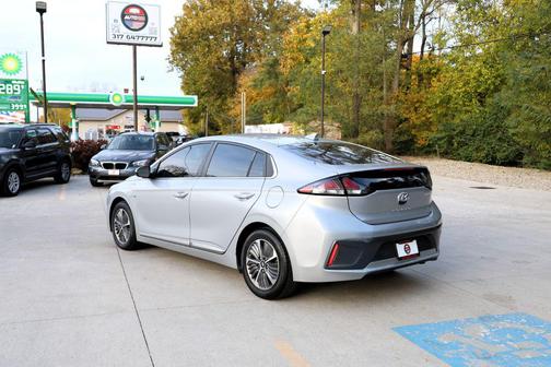 2020 Hyundai IONIQ Plug-In Hybrid SEL