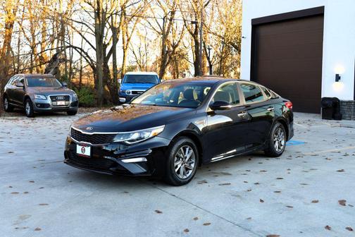 2019 Kia Optima LX
