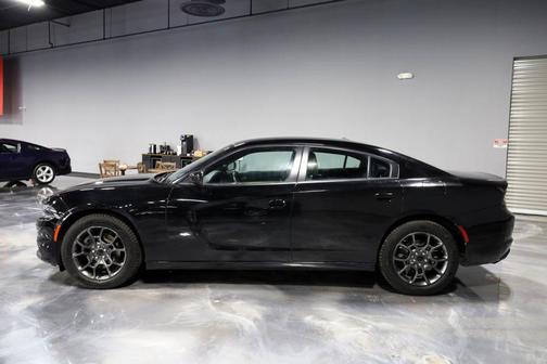 2016 Dodge Charger SE