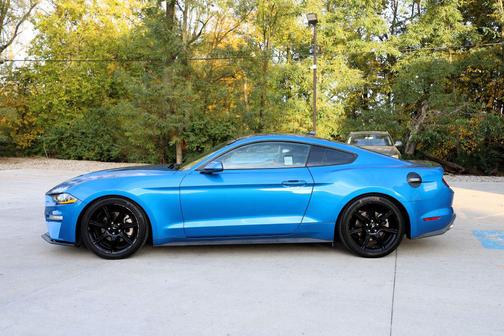 2020 Ford Mustang EcoBoost
