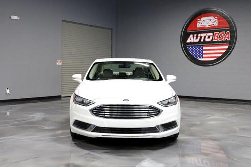 WHITE 2018 Ford Fusion SE