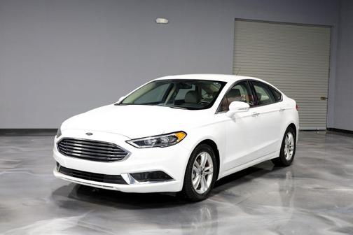 WHITE 2018 Ford Fusion SE