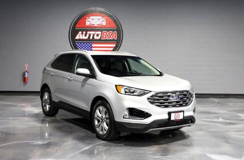 Ingot Silver Metallic 2019 Ford Edge Titanium