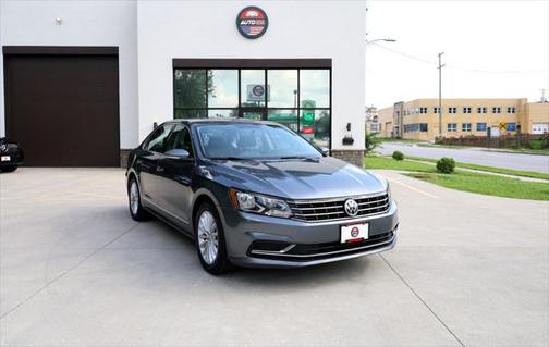 2017 Volkswagen Passat 1.8T SE