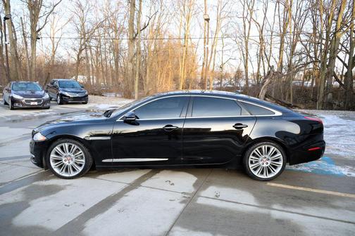 2015 Jaguar XJ XJL Portfolio