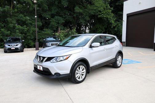2017 Nissan Rogue Sport S