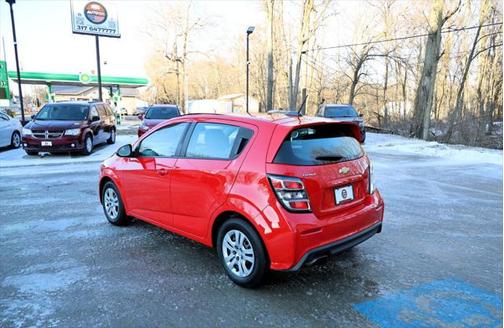 2020 Chevrolet Sonic FWD Hatchback 1FL 5-Door
