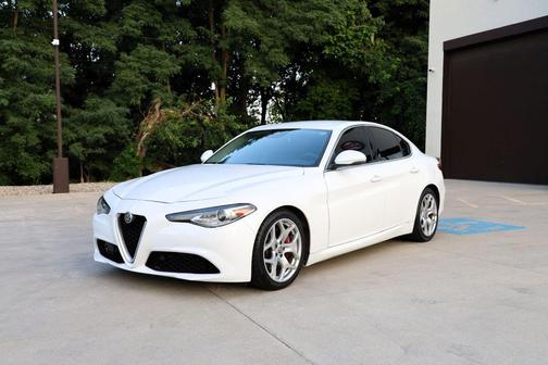 2018 Alfa Romeo Giulia Ti Lusso