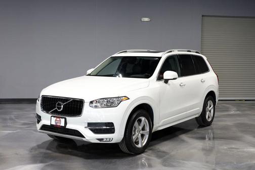 Ice White 2016 Volvo XC90 T5 Momentum