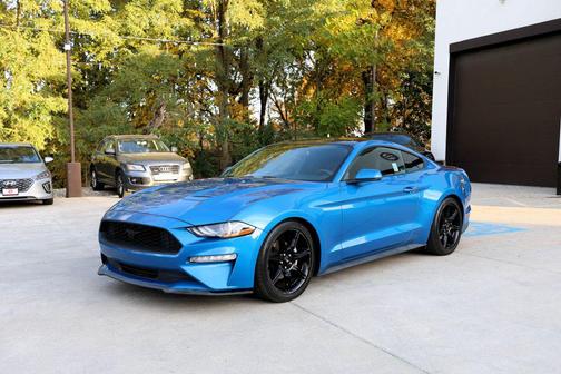2020 Ford Mustang EcoBoost