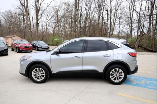 2022 Ford Escape SE