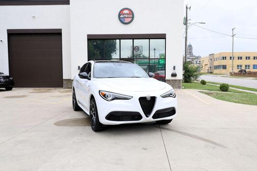 2022 Alfa Romeo Stelvio Ti