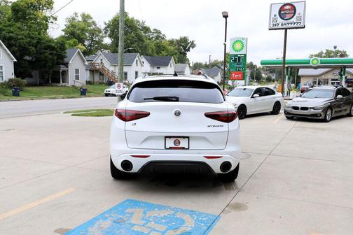 2022 Alfa Romeo Stelvio Ti