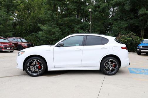 2022 Alfa Romeo Stelvio Ti