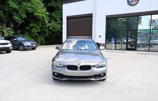 2016 BMW 320 i