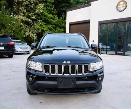 Photo 2 of 22 of 2012 Jeep Compass Latitude