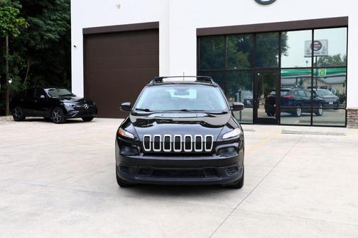 2015 Jeep Cherokee Sport