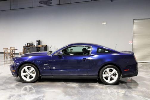 2011 Ford Mustang GT Premium