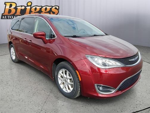 2020 Chrysler Pacifica Touring