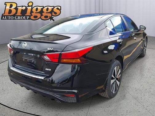 2021 Nissan Altima 2.5 SV