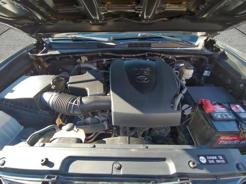 2017 Toyota Tacoma SR5