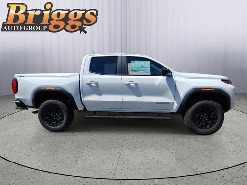 Summit White 2026 GMC Canyon Elevation