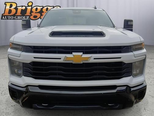 2024 Chevrolet Silverado 2500 Custom